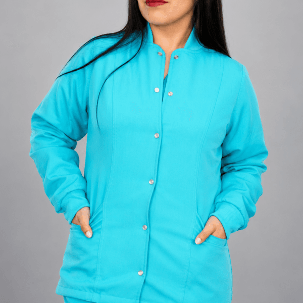 Cardigan de mujer color celeste
