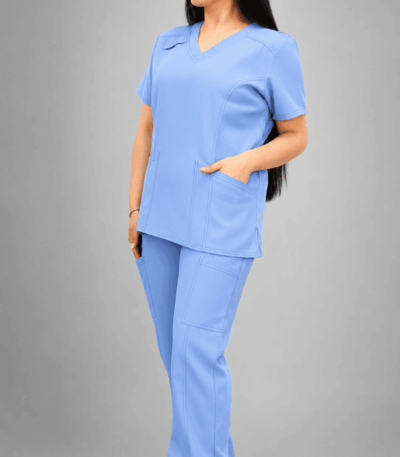 Uniforme Médico Celeste Premium con Pantalón Cargo