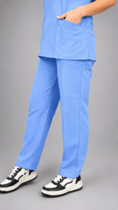 Uniforme Médico Celeste Premium con Pantalón Cargo