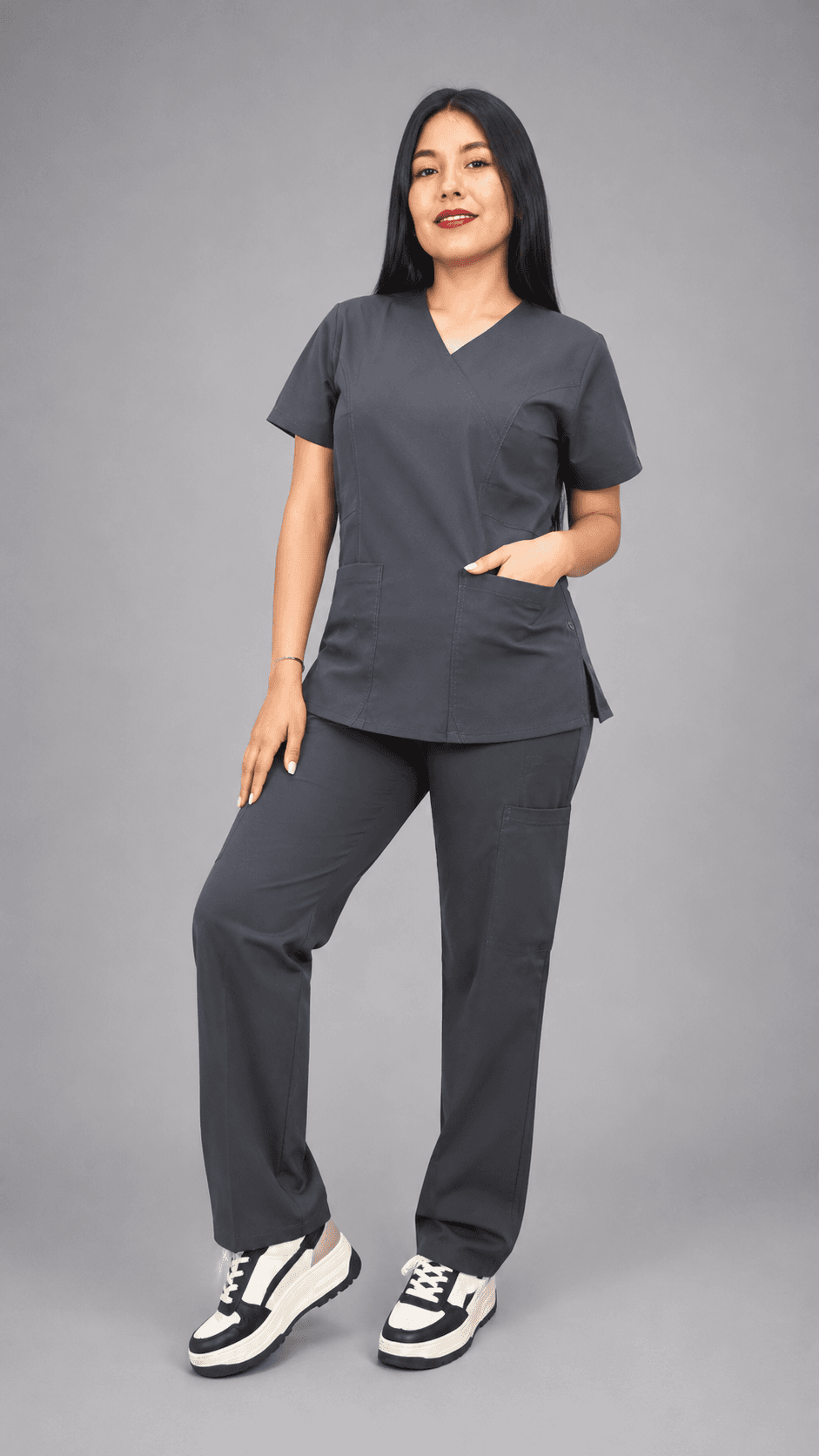 Uniforme Médico Gris Grafito Premium para Mujer Uniforme Médico Gris Grafito Premium para Mujer
